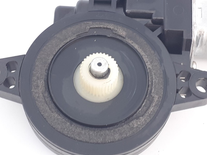 Recambio de motor elevalunas delantero izquierdo para mazda cx-5 style 2wd referencia OEM IAM D6515958X  E2-A2-7-1