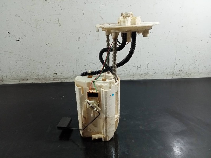 Recambio de aforador para toyota hilux (kun) referencia OEM IAM 77010OK200 S2921006470 P3-A6-7-4