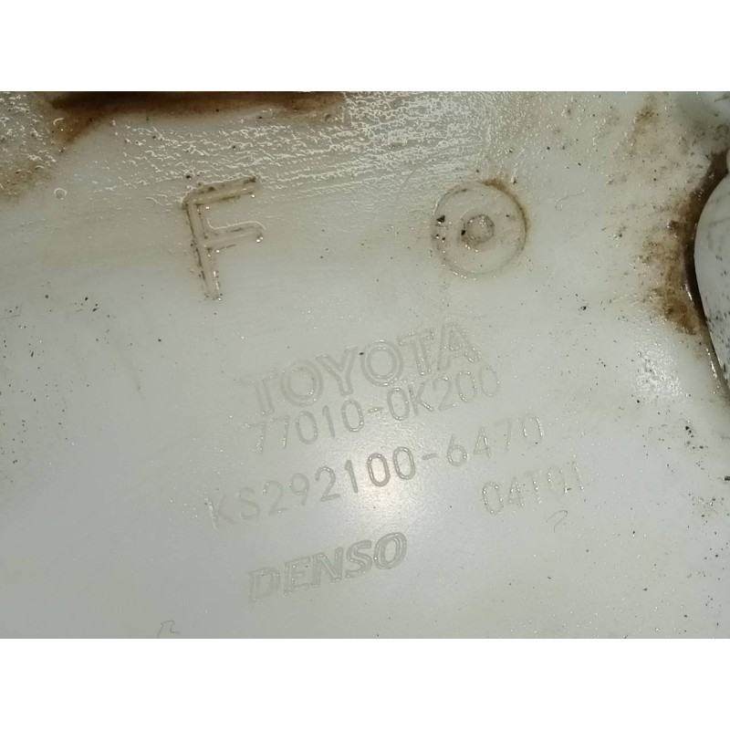 Recambio de aforador para toyota hilux (kun) referencia OEM IAM 77010OK200 S2921006470 P3-A6-7-4