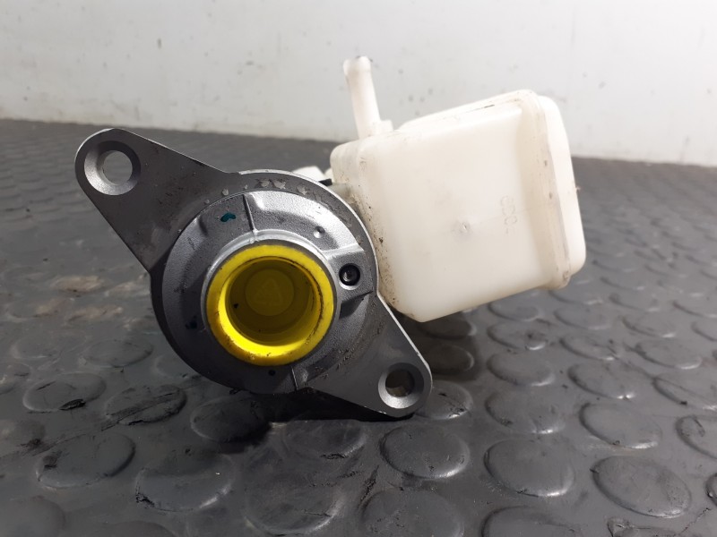 Recambio de bomba freno para toyota hilux (kun) referencia OEM IAM   P3-B9-13-3