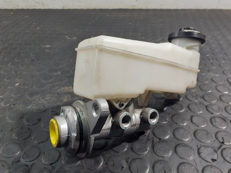 Recambio de bomba freno para toyota hilux (kun) referencia OEM IAM   P3-B9-13-3