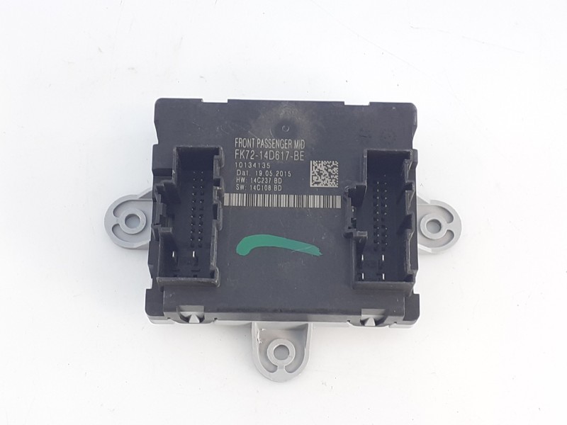 Recambio de modulo electronico para jaguar xe pure referencia OEM IAM FK7214D617BE  E3-B3-8-3