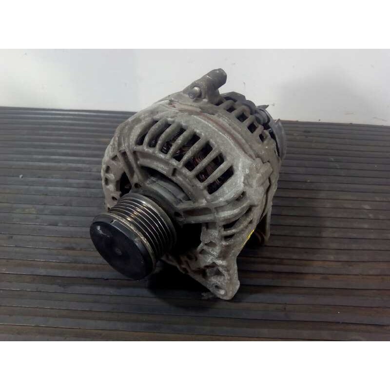 Recambio de alternador para nissan juke (f15) acenta referencia OEM IAM 0124525140  