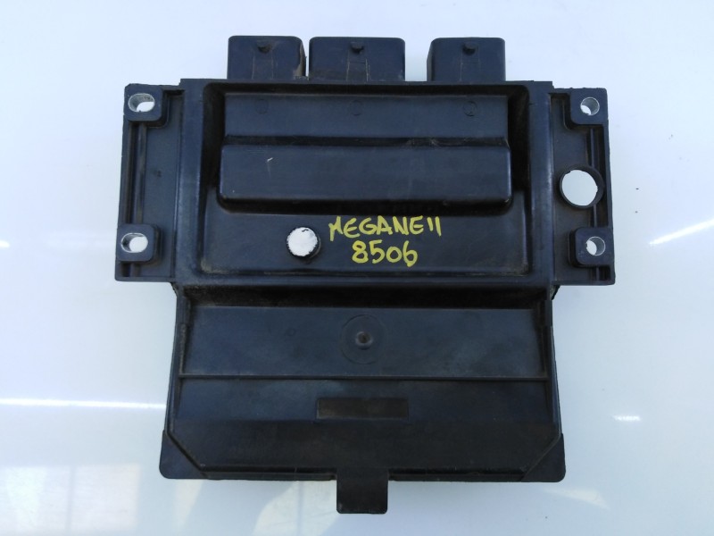 Recambio de centralita motor uce para renault megane ii berlina 5p authentique referencia OEM IAM 8200334419 8200414354 E2-A1-45