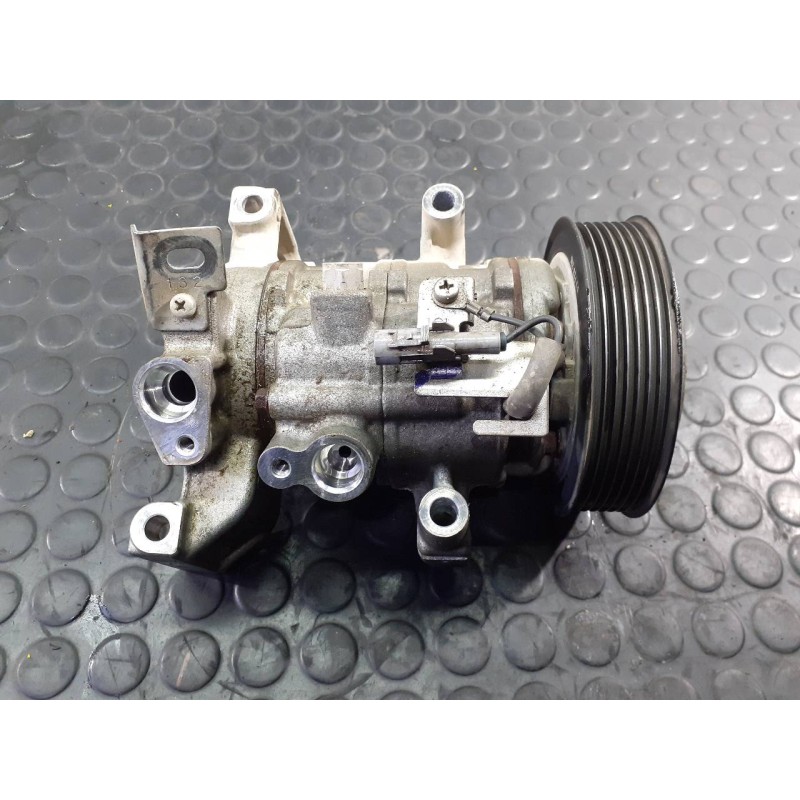 Recambio de compresor aire acondicionado para toyota hilux (kun) referencia OEM IAM 4472802720 02T02017 P3-A1-8-4