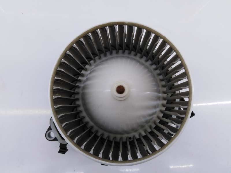 Recambio de ventilador calefaccion para iveco daily caja cerrada (2019 =>..) 35s referencia OEM IAM 5S9030000  E3-B6-42-5