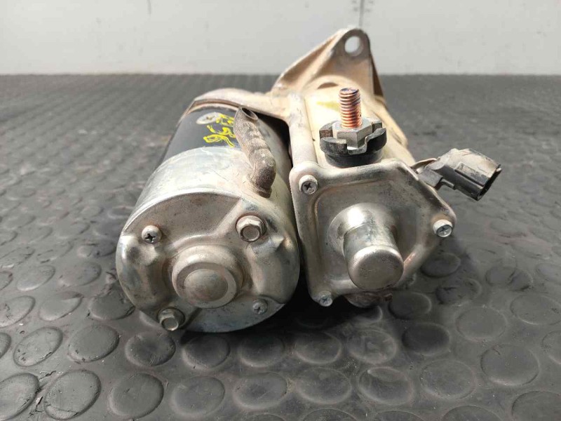Recambio de motor arranque para toyota hilux (kun) referencia OEM IAM 281000L052 TG4280002633 P3-B7-13-2