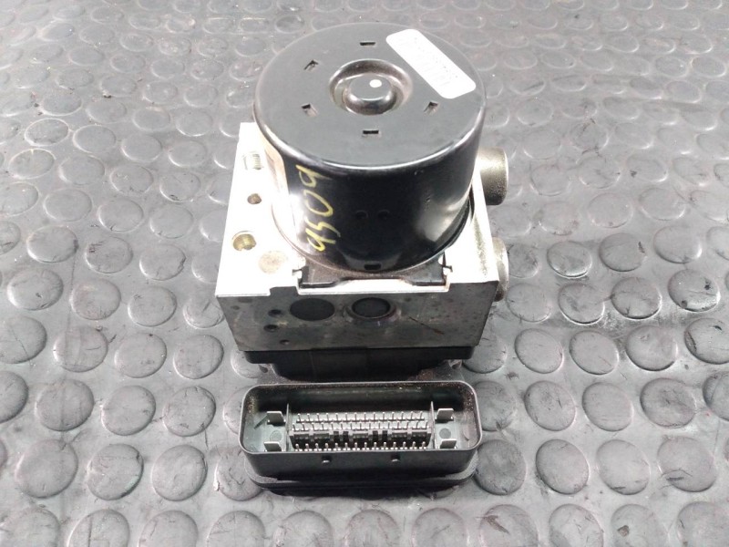 Recambio de abs para jeep gr. cherokee (wh) 3.0 crd limited referencia OEM IAM P52124456AA 25020613684 P3-A8-20-2