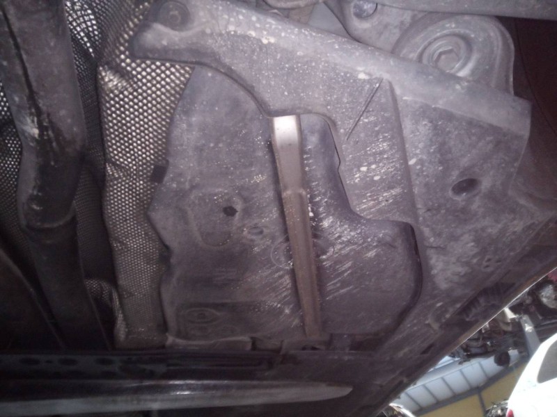 Recambio de deposito combustible para bmw serie 7 (f01/f02) 740d referencia OEM IAM   