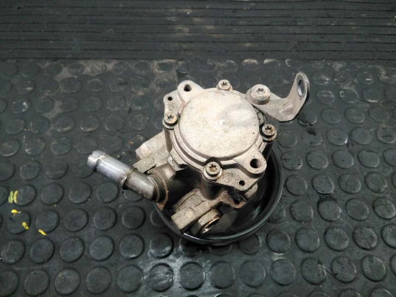 Recambio de bomba direccion para bmw x1 (e84) xdrive 18d referencia OEM IAM 678045901  P3-B4-8-5
