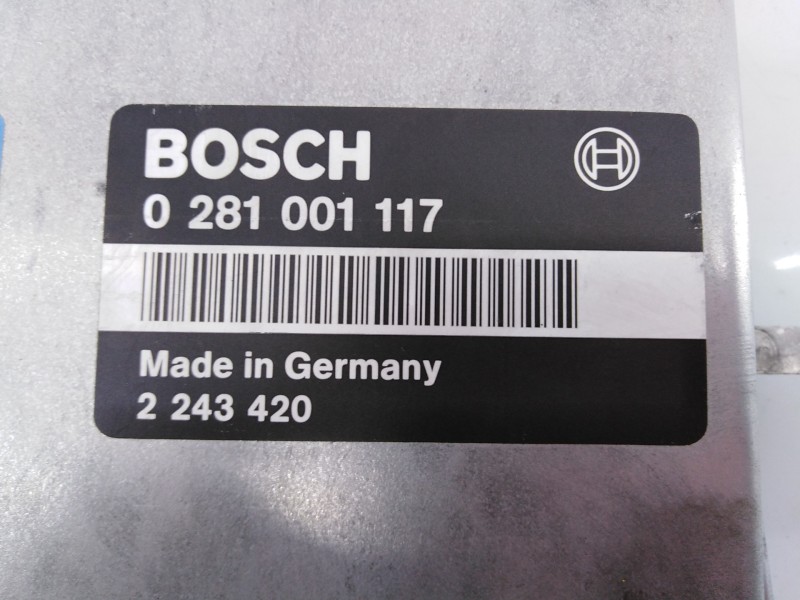 Recambio de centralita motor uce para bmw serie 5 berlina (e39) 523i referencia OEM IAM 0281001117 2243420 E3-A2-41-1