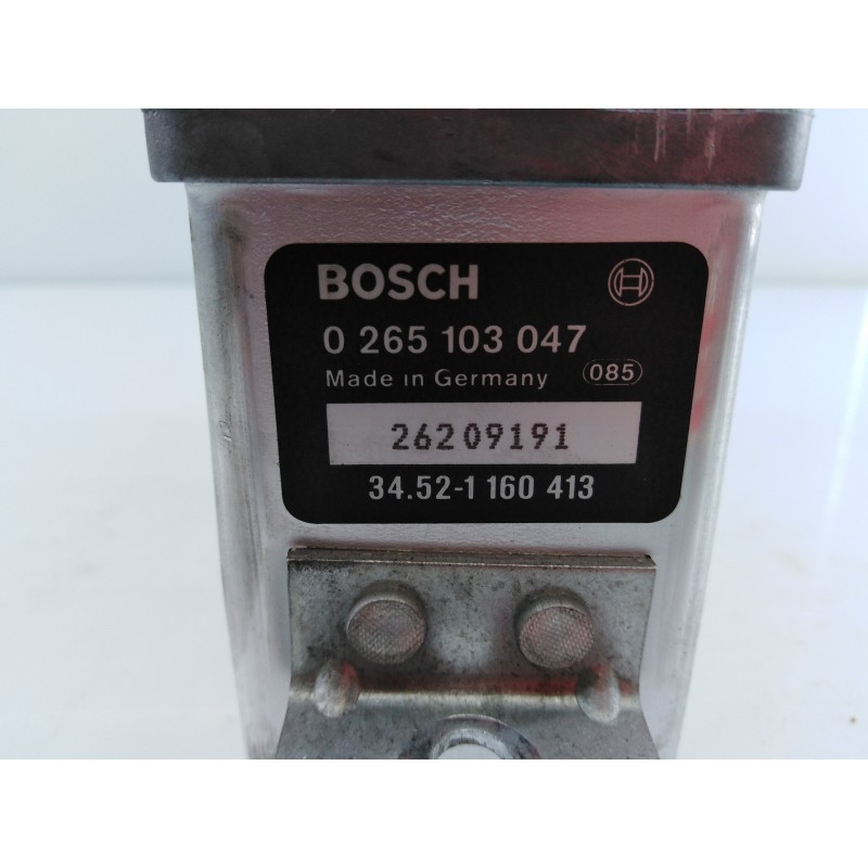 Recambio de centralita abs para bmw serie 5 berlina (e39) 523i referencia OEM IAM 0265103047 34521160413 E3-A2-41-1