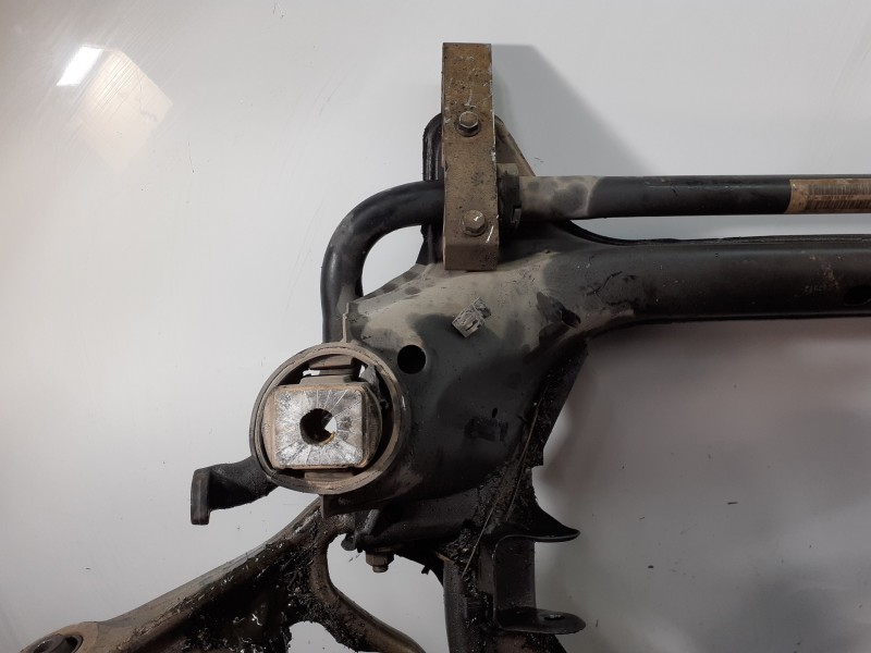 Recambio de puente delantero para porsche cayenne (typ 92aa) diesel platinum edition referencia OEM IAM 7L0499314C  P1-A1-53