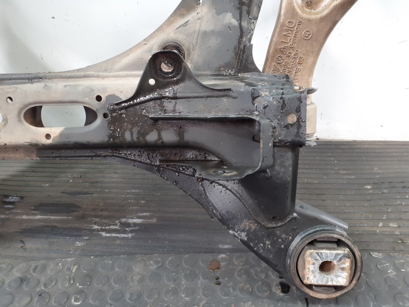 Recambio de puente delantero para porsche cayenne (typ 92aa) diesel platinum edition referencia OEM IAM 7L0499314C  P1-A1-53