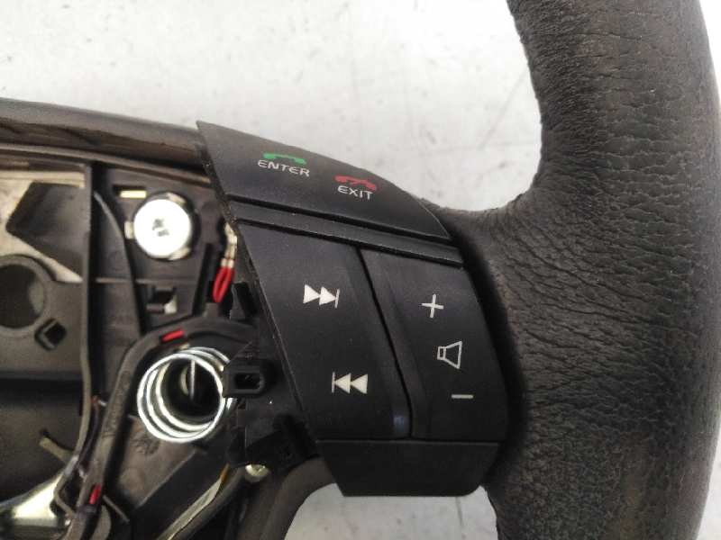 Recambio de volante para volvo xc90 d5 executive (7 asientos) (136kw) referencia OEM IAM 8666891 30741724 E1-B5-3-2