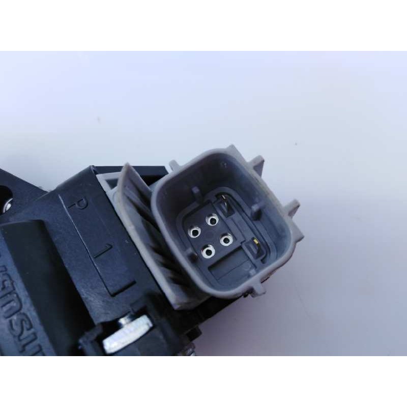 Recambio de elevalunas trasero izquierdo para nissan juke (f15) tekna referencia OEM IAM 902150  E2-A4-15-2