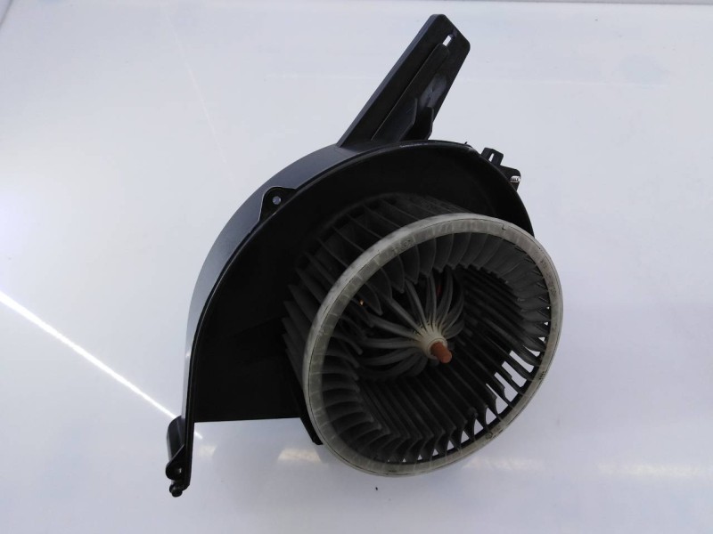 Recambio de ventilador calefaccion para seat ibiza st (6j8) style referencia OEM IAM 6Q1819015J  