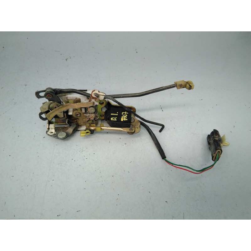 Recambio de cerradura puerta delantera izquierda para mitsubishi galloper (hyundai) 2.5 td (3-ptas.) referencia OEM IAM HG030003