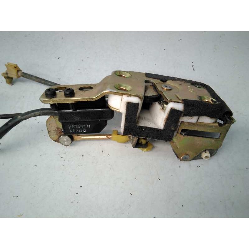 Recambio de cerradura puerta delantera izquierda para mitsubishi galloper (hyundai) 2.5 td (3-ptas.) referencia OEM IAM HG030003