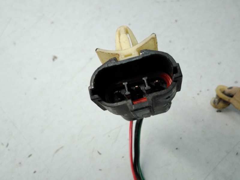 Recambio de cerradura puerta delantera izquierda para mitsubishi galloper (hyundai) 2.5 td (3-ptas.) referencia OEM IAM HG030003