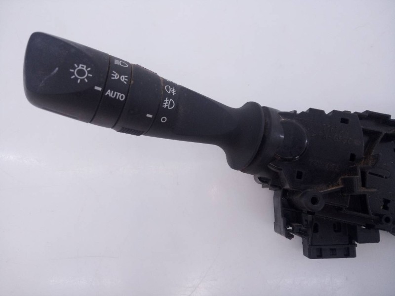 Recambio de mando intermitentes para toyota land cruiser (j15) gx referencia OEM IAM   E3-B2-13-1