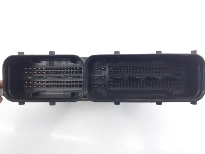 Recambio de centralita motor uce para opel astra j gtc sportive referencia OEM IAM 55590420 0281019088 