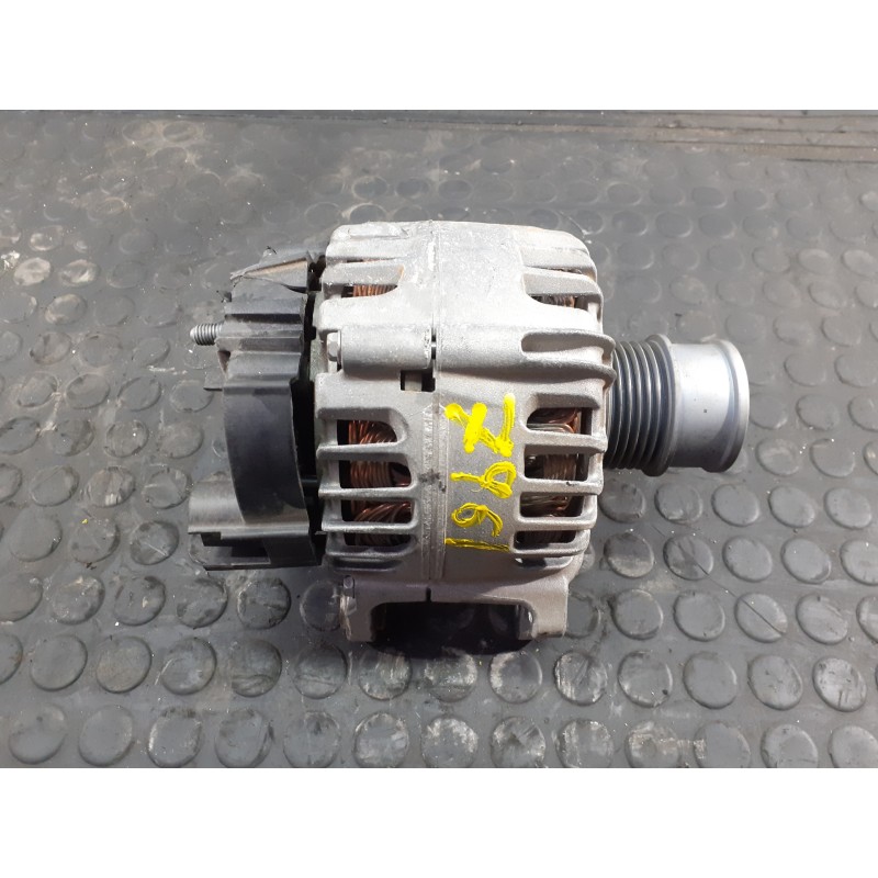 Recambio de alternador para audi a1 sportback (gba) 30 tfsi adrenalin referencia OEM IAM 04E903015  P3-A4-25-3