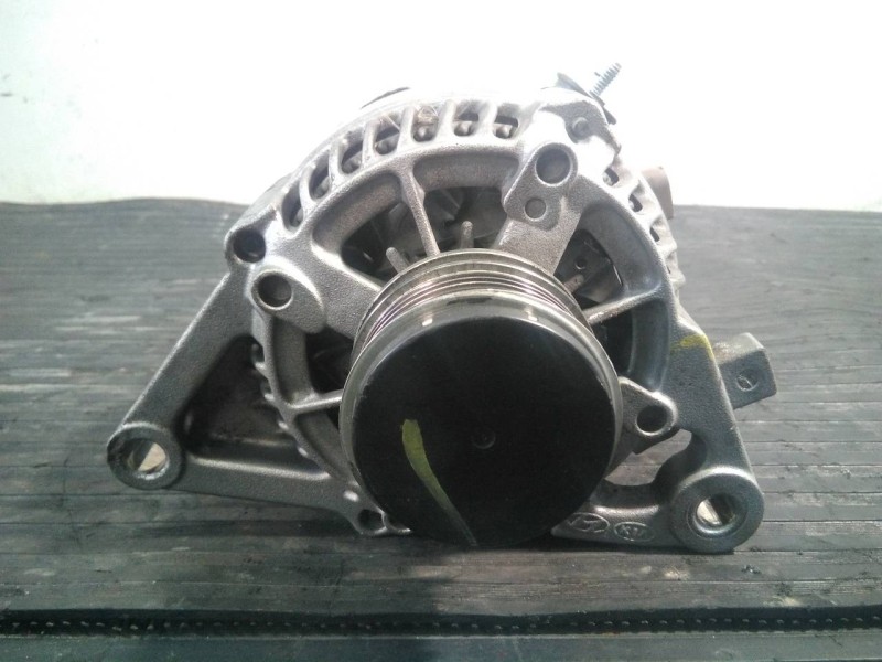 Recambio de alternador para kia cee´d drive referencia OEM IAM 373002A750 MS1042113580 P3-A4-18-4