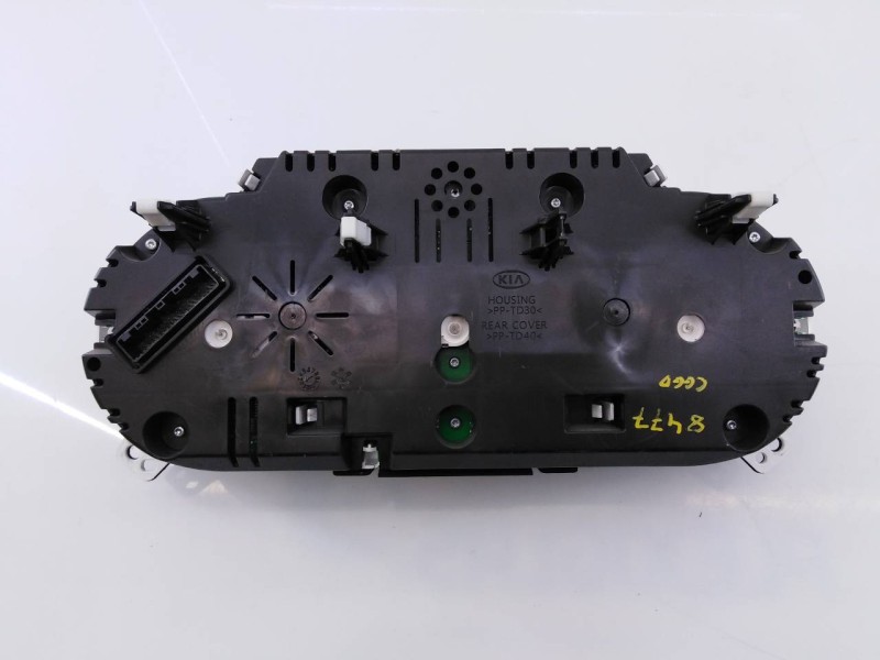Recambio de cuadro instrumentos para kia cee´d drive referencia OEM IAM 94033A2020  E3-A3-36-3