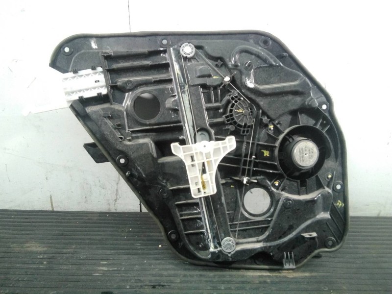 Recambio de elevalunas trasero derecho para kia cee´d drive referencia OEM IAM 83460A2010  P2-B2-5