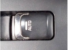 MANDO ELEVALUNAS DELANTERO DERECHO 