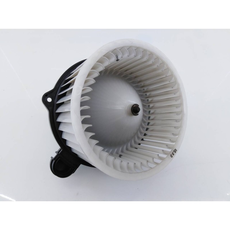 Recambio de ventilador calefaccion para kia cee´d drive referencia OEM IAM F00S3B2474  E3-A3-36-3