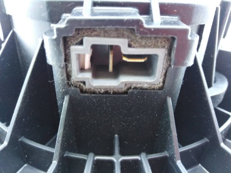 Recambio de ventilador calefaccion para kia cee´d drive referencia OEM IAM F00S3B2474  E3-A3-36-3