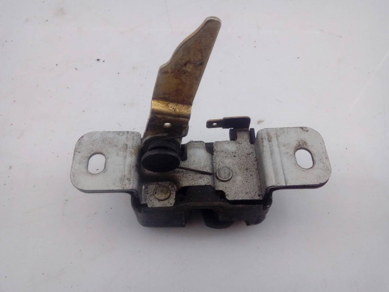 Recambio de cerradura maletero / porton para nissan pathfinder (r51) 2.5 dci se referencia OEM IAM 82500EB30C  E2-A4-55-2