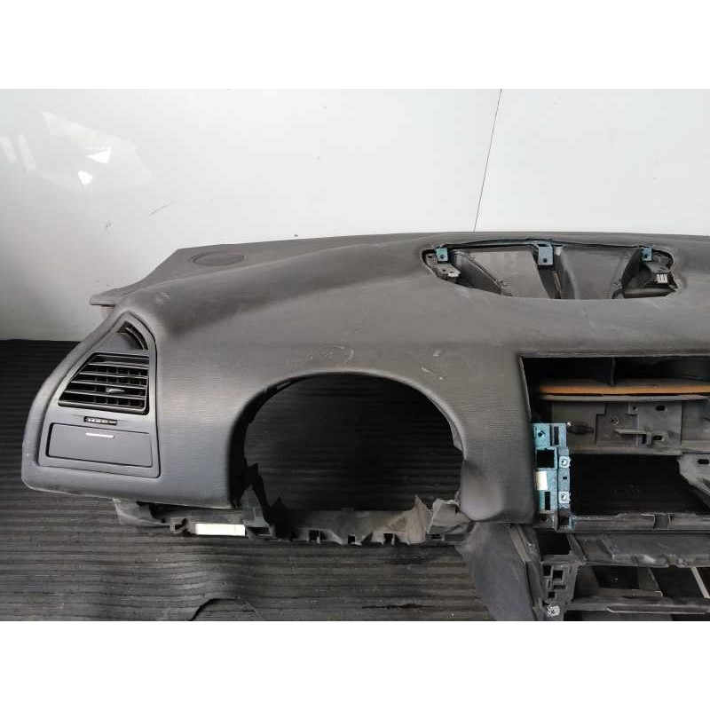 Recambio de salpicadero para citroën c4 berlina collection referencia OEM IAM 9647149577  P2-B3-25