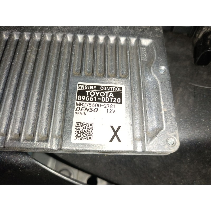 Recambio de centralita motor uce para toyota yaris (_p13_) 1.5 hybrid (nhp130_) referencia OEM IAM 896610DT20  