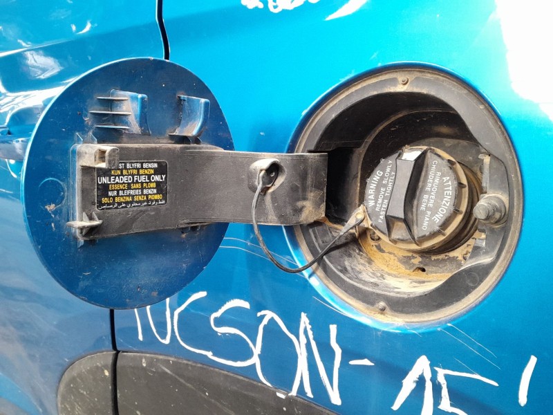 Recambio de tapa exterior combustible para hyundai tucson (tl, tle) 1.6 gdi referencia OEM IAM   