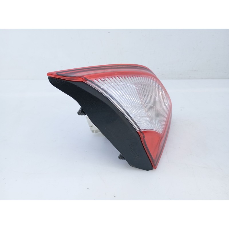 Recambio de piloto trasero izquierdo porton para nissan qashqai qashqai j10 referencia OEM IAM 89503189 B26555BR01A 