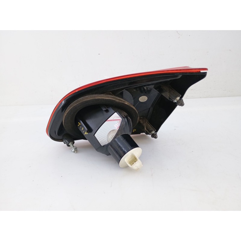 Recambio de piloto trasero izquierdo porton para nissan qashqai qashqai j10 referencia OEM IAM 89503189 B26555BR01A 