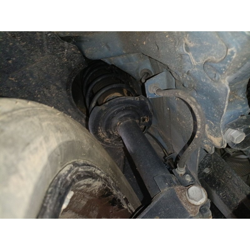 Recambio de amortiguador delantero izquierdo para toyota aygo (_b4_) 1.0 (kgb40) referencia OEM IAM   