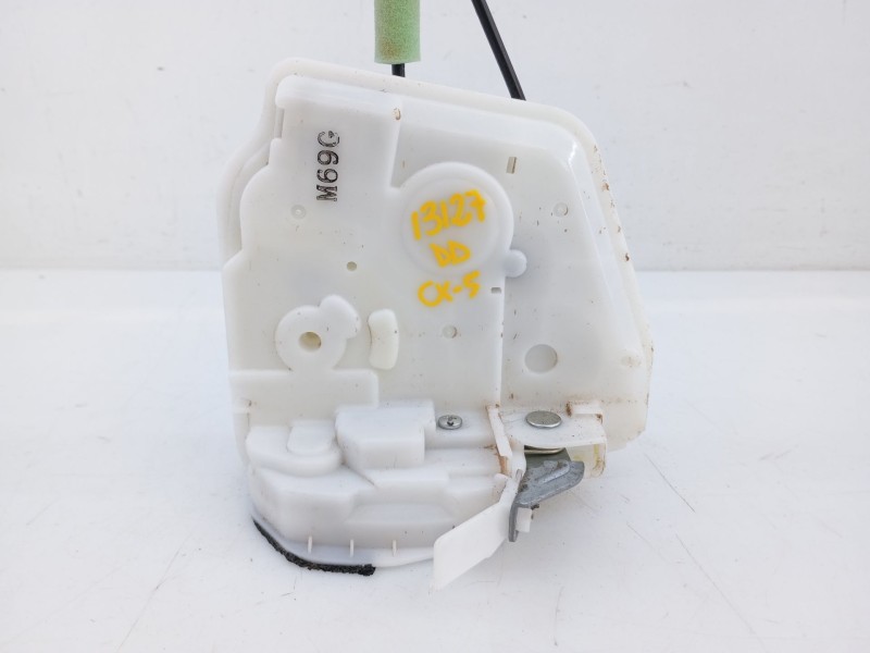 Recambio de cerradura puerta delantera derecha para mazda cx-5 (kf) 2.0 referencia OEM IAM 9I03A0132  