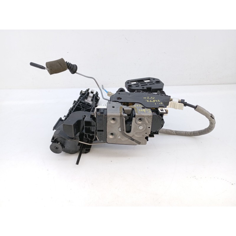Recambio de cerradura puerta delantera izquierda para infiniti q30 q30 referencia OEM IAM A0997201901  