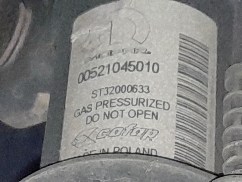 Recambio de amortiguador delantero izquierdo para jeep renegade suv (bu, b1, bv) 1.6 referencia OEM IAM 00521044010  