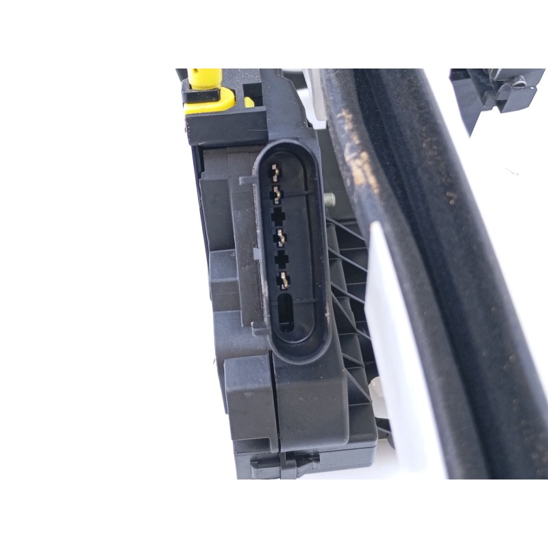 Recambio de cerradura puerta trasera izquierda para ford kuga (cbs) titanium referencia OEM IAM   