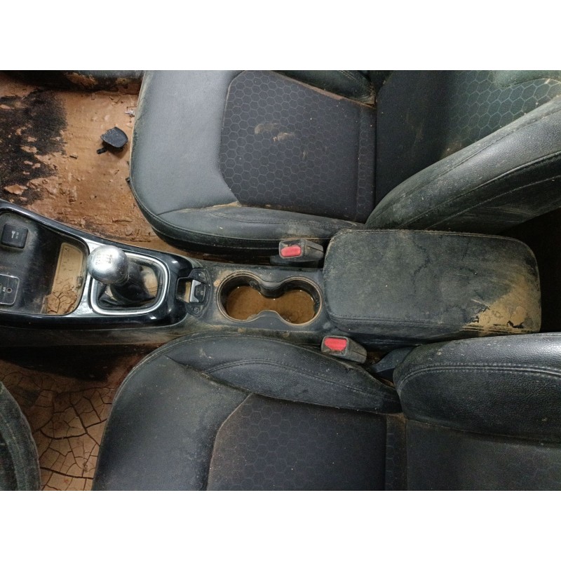 Recambio de consola central para jeep compass (mp, m6, mv, m7) 1.6 crd referencia OEM IAM   