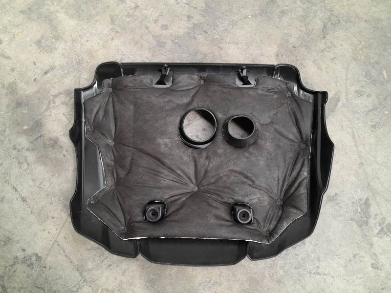 Recambio de tapa motor para mazda 3 hatchback (bp) 2.0 skyactiv-g m hybrid referencia OEM IAM   