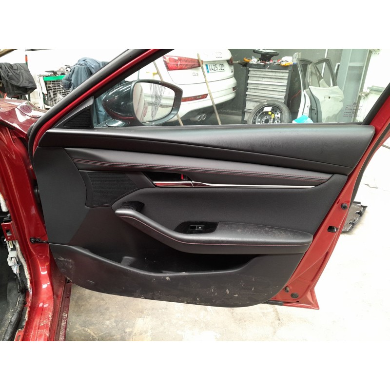 Recambio de guarnecido puerta delantera derecha para mazda 3 hatchback (bp) 2.0 skyactiv-g m hybrid referencia OEM IAM   