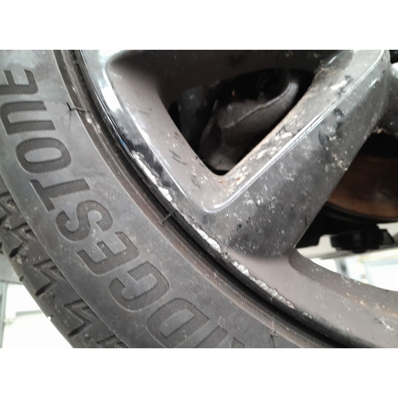 Recambio de juego llantas para mazda 3 hatchback (bp) 2.0 skyactiv-g m hybrid referencia OEM IAM 215/45/18  