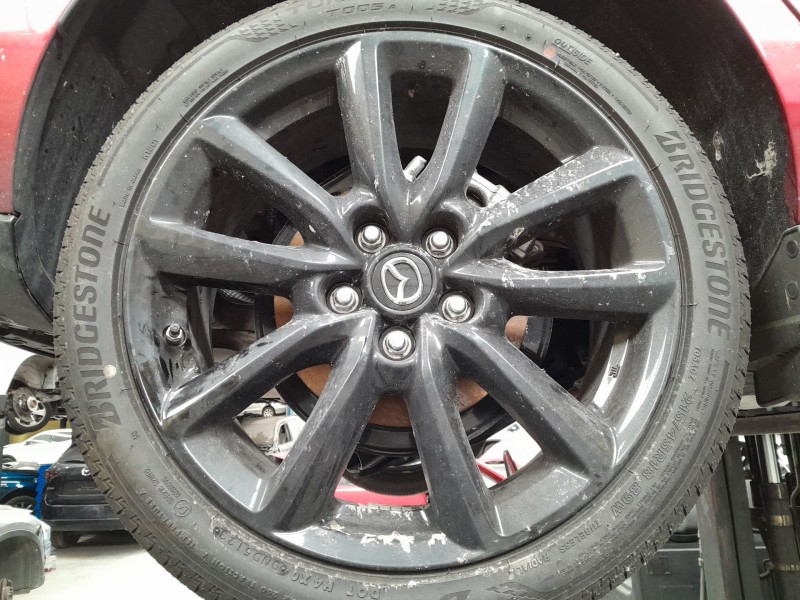 Recambio de juego llantas para mazda 3 hatchback (bp) 2.0 skyactiv-g m hybrid referencia OEM IAM 215/45/18  
