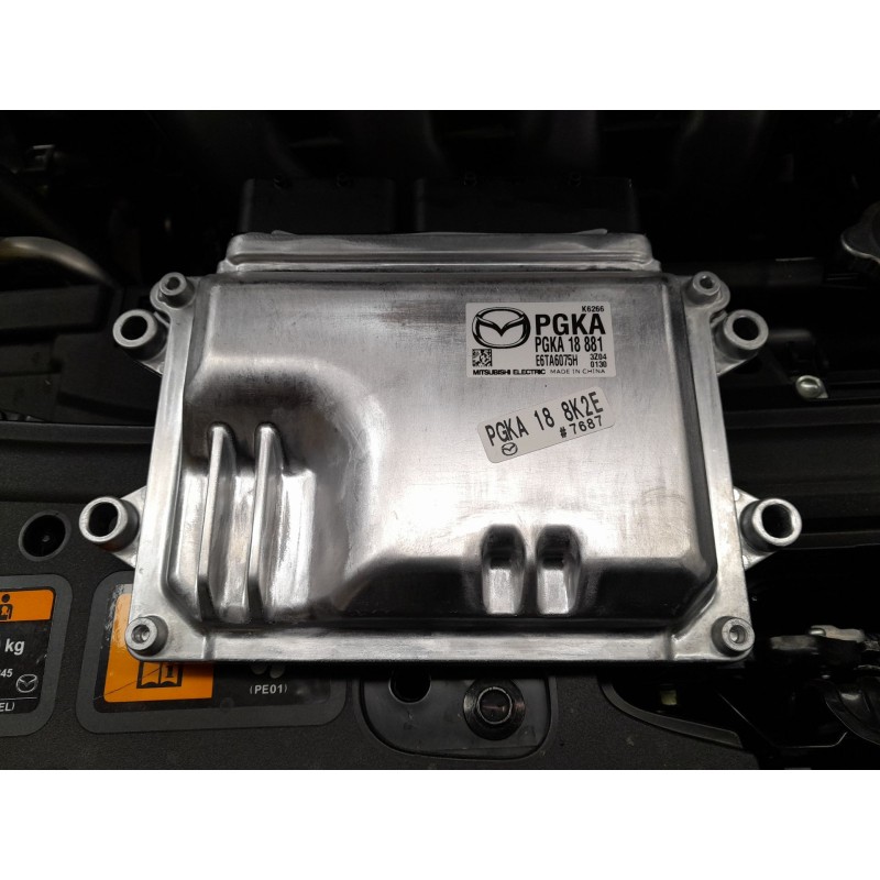 Recambio de centralita motor uce para mazda 3 hatchback (bp) 2.0 skyactiv-g m hybrid referencia OEM IAM PGKA18881 E6TA6075H 